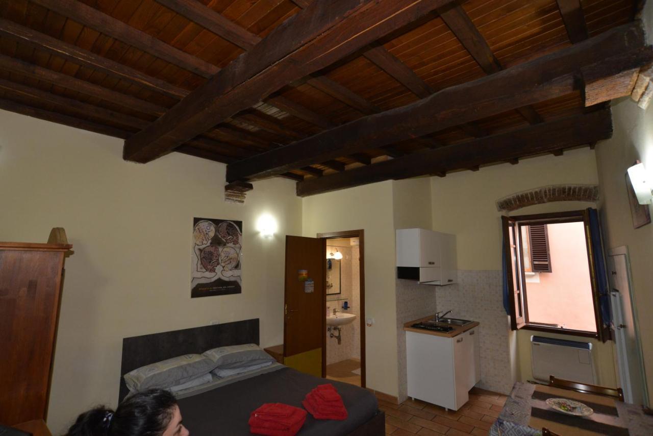 Via Della Posterna Apartment Spoleto Luaran gambar