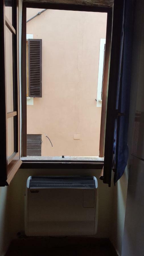 Via Della Posterna Apartment Spoleto Luaran gambar