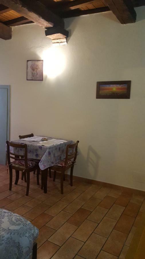 Via Della Posterna Apartment Spoleto Luaran gambar