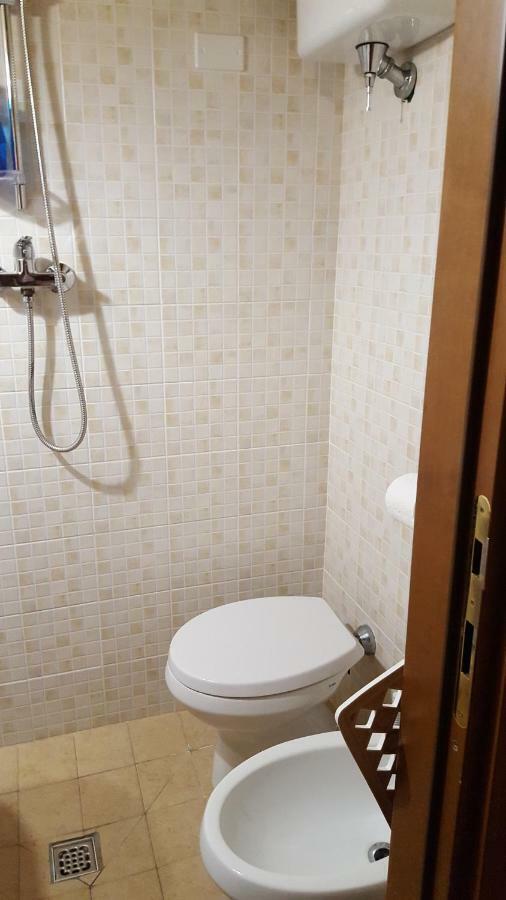 Via Della Posterna Apartment Spoleto Luaran gambar